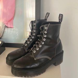 COPY - DR.MARTENS heeled platform boots womens size 11